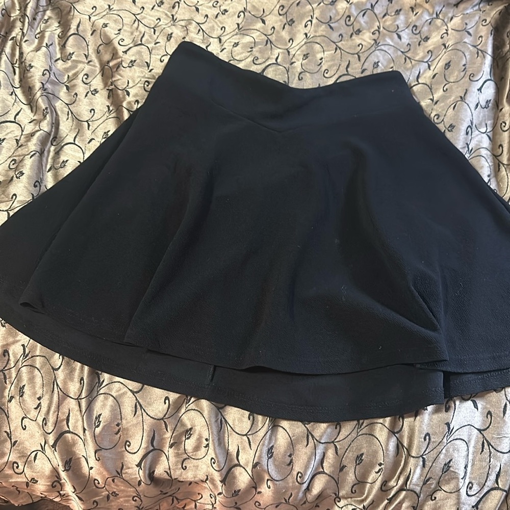 Black tennis skirt